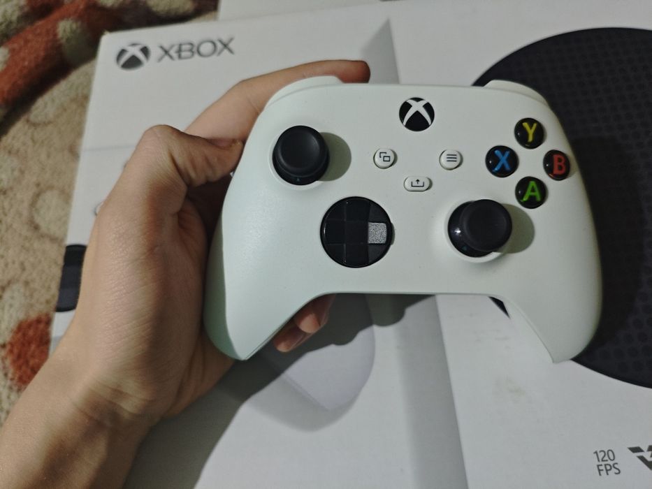 Продам Xbox series s