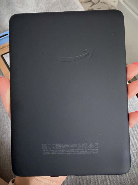 Продавам Kindle Paperwhite 12