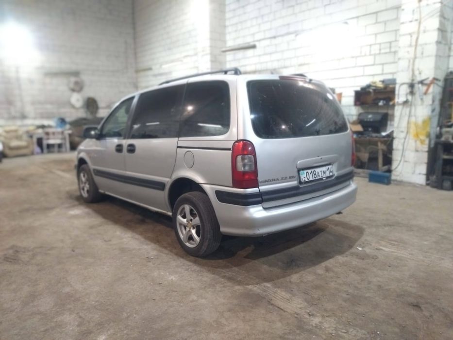 Продам Опель синтра