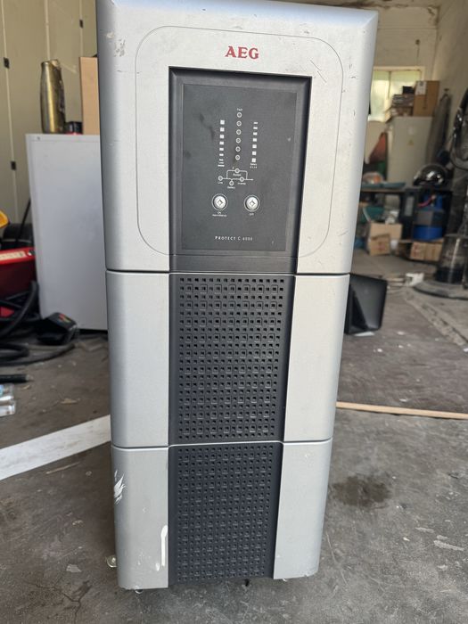 UPS AEG 10Kva/7Kw3-1