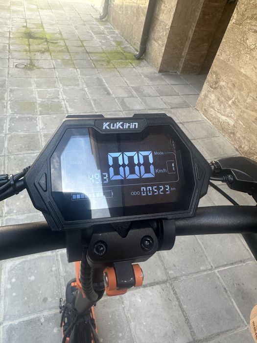 Продавам електрическа тротинетка KuKirin G2 Max