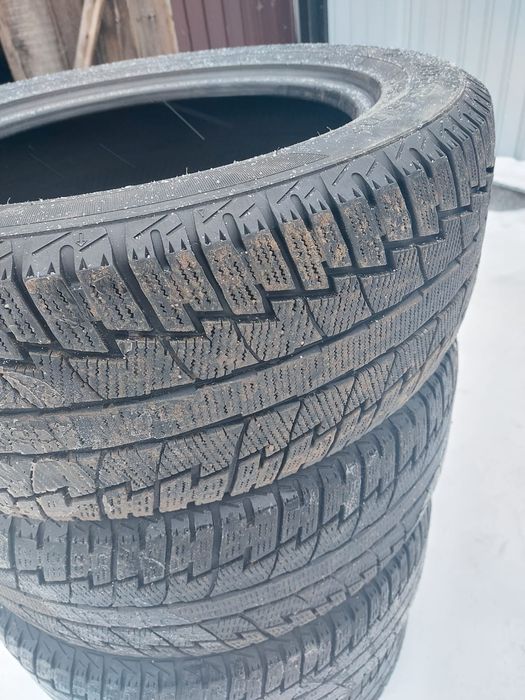 Придам 4 резины в отличном состоянии