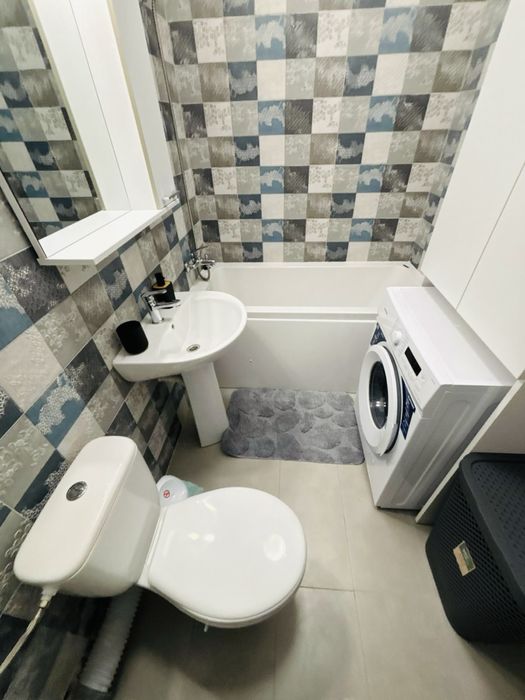 Garsoniera mobilata / 30mp/ balcon / centrala proprie/ Chiajna