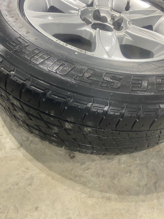 Диски в комплекте от авто рав 4