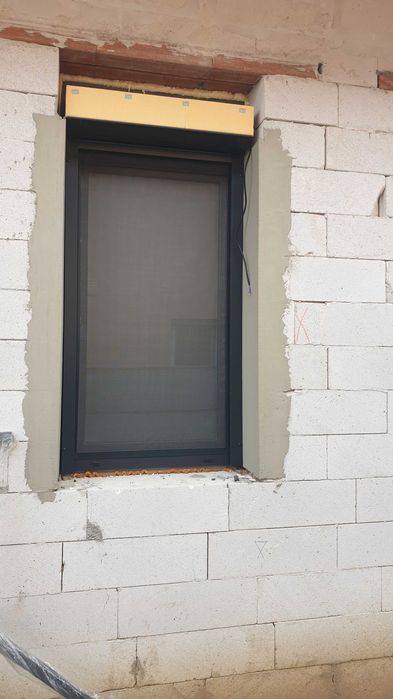 Rolete Rulouri pentru geam exterior din Aluminiu, plase anti insescte