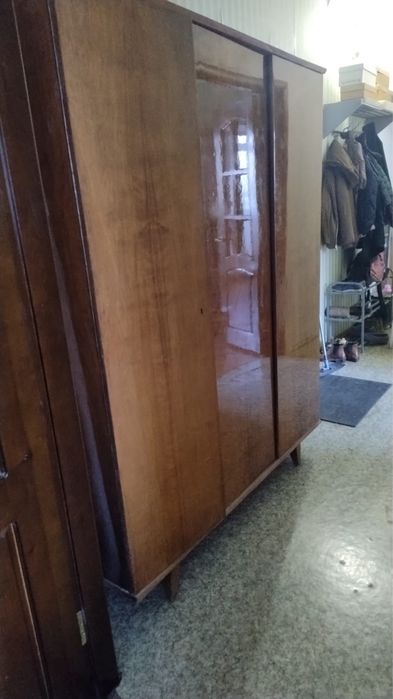 Бесплатно Платяной шкаф