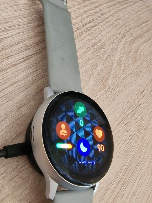 Продам часы  Galaxy watch ACTIVE 2