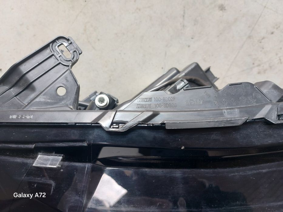 Far Stanga Nissan Qashqai 2024