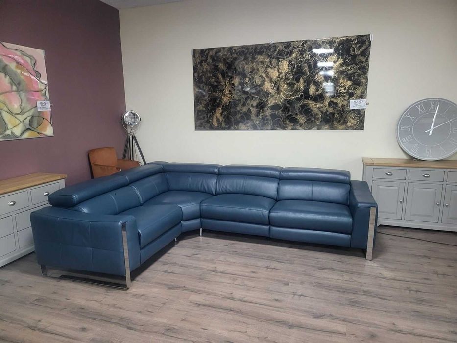 Тюркоазено син кожен ъглов диван Torres с ел. релакс механизъм