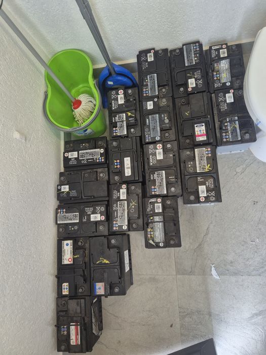 Vând Bateri Auto SH 70Ah,68Ah,59Ah imp Germania