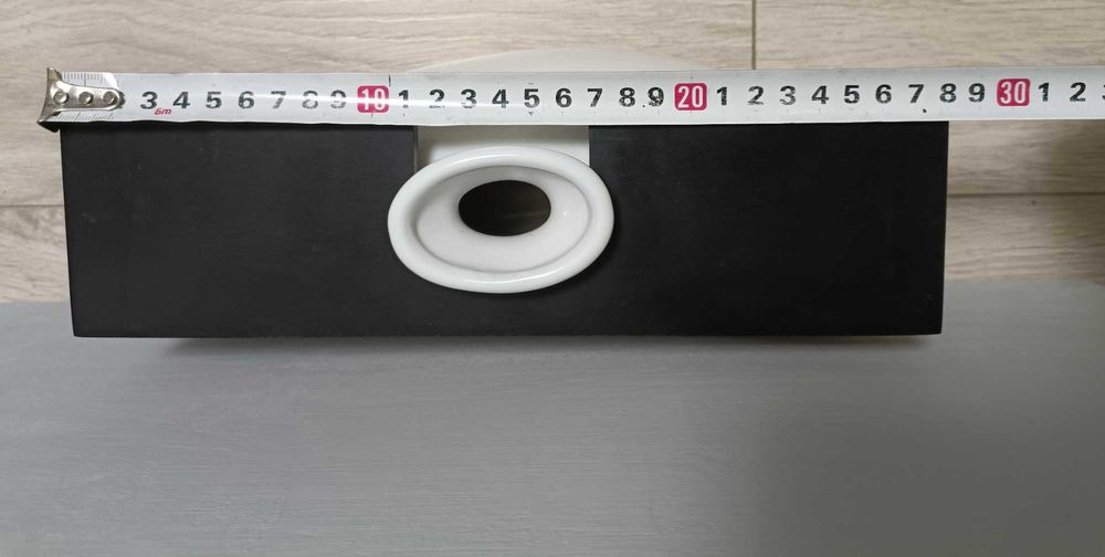 Современная настольная  ваза