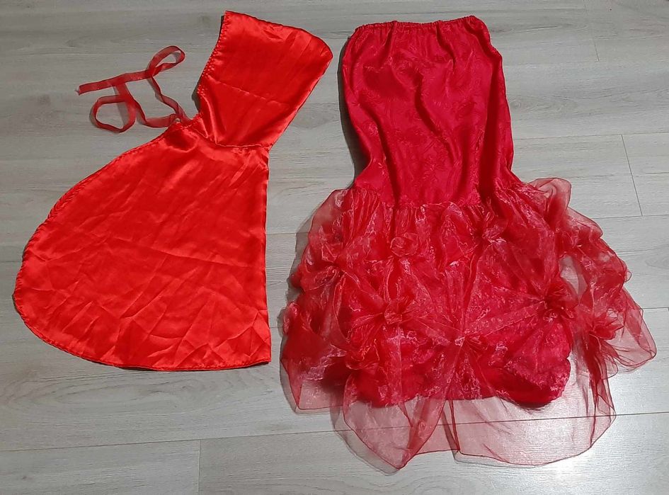 Costum  Scufita Rosie - marimea 10 ani