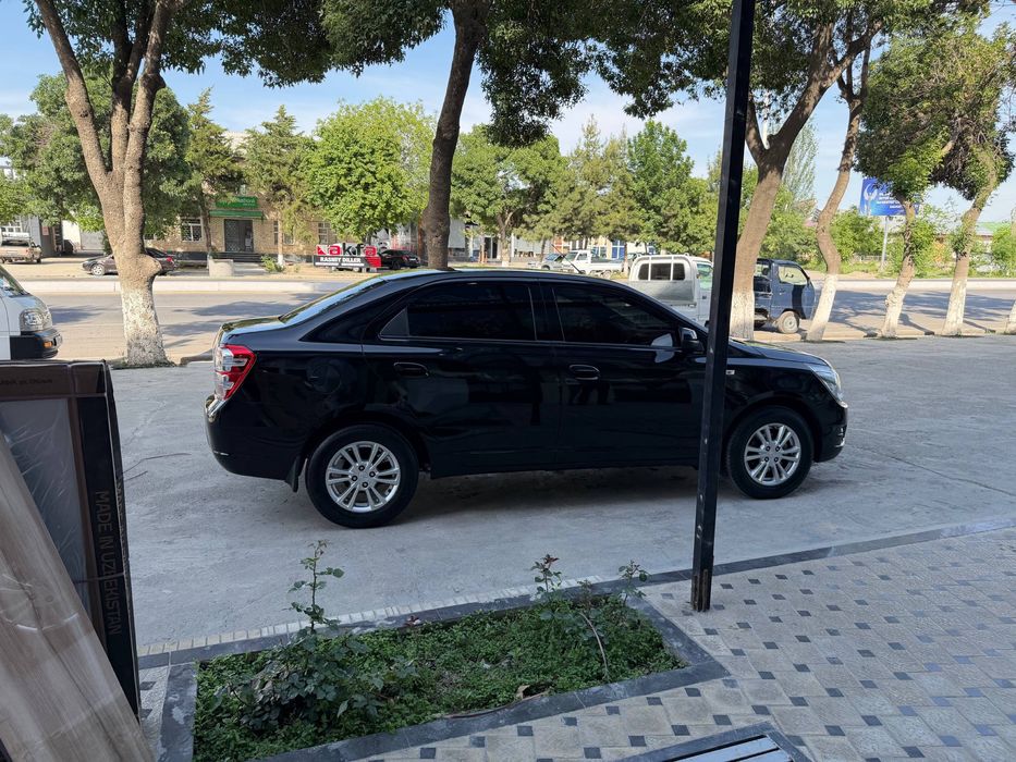 Chevrolet Cobalt 2024 — 4