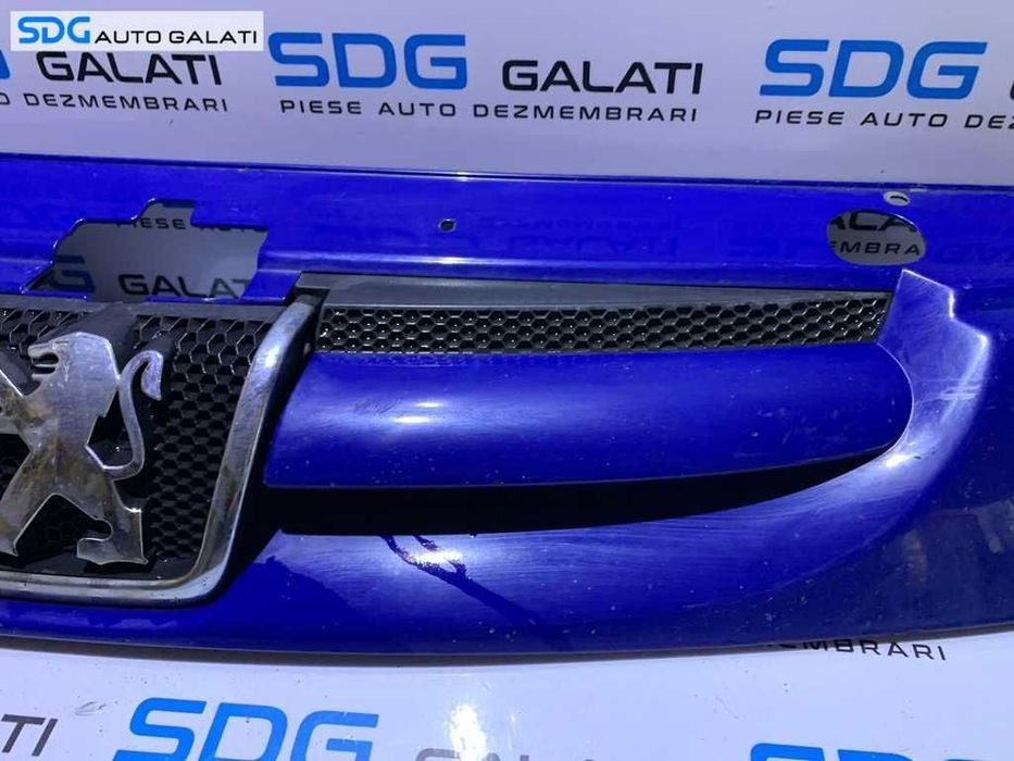 Grila cu Emblema Radiator Bara Spoiler Fata Peugeot Partner 2002 - 2008 Cod 9644758777 [V0123]