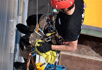 Alpinist bolla.  Альпинисты бригада. + отделочный ремонт