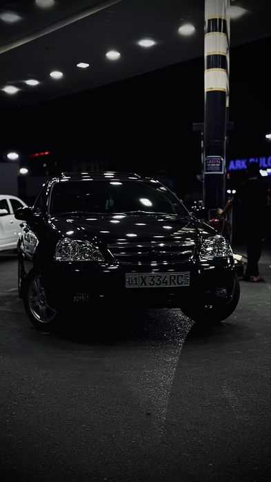 Chevrolet Lacetti 1.8 AT — яхши ҳолатда, мин ва кет!
