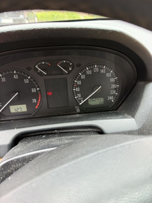 SKODA Fabia 2000 — imagine 5