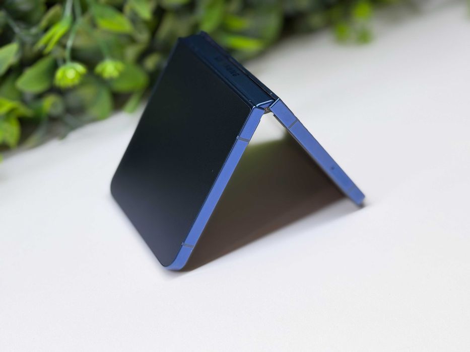 Samsung Galaxy Z Flip 7 5G 256GB Blue