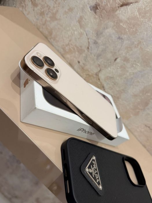 iPhone 16 PRO Desert Titanium