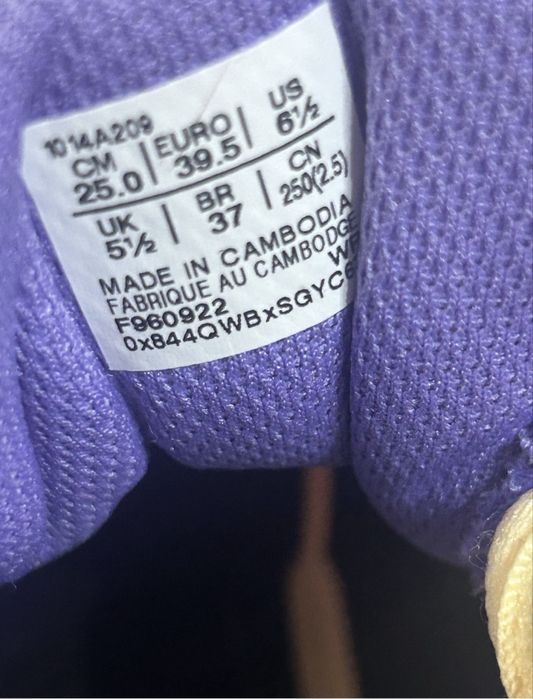 “Asics”-Дамски маратонки