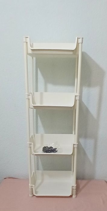 Этажерка передвижная на колёсиках