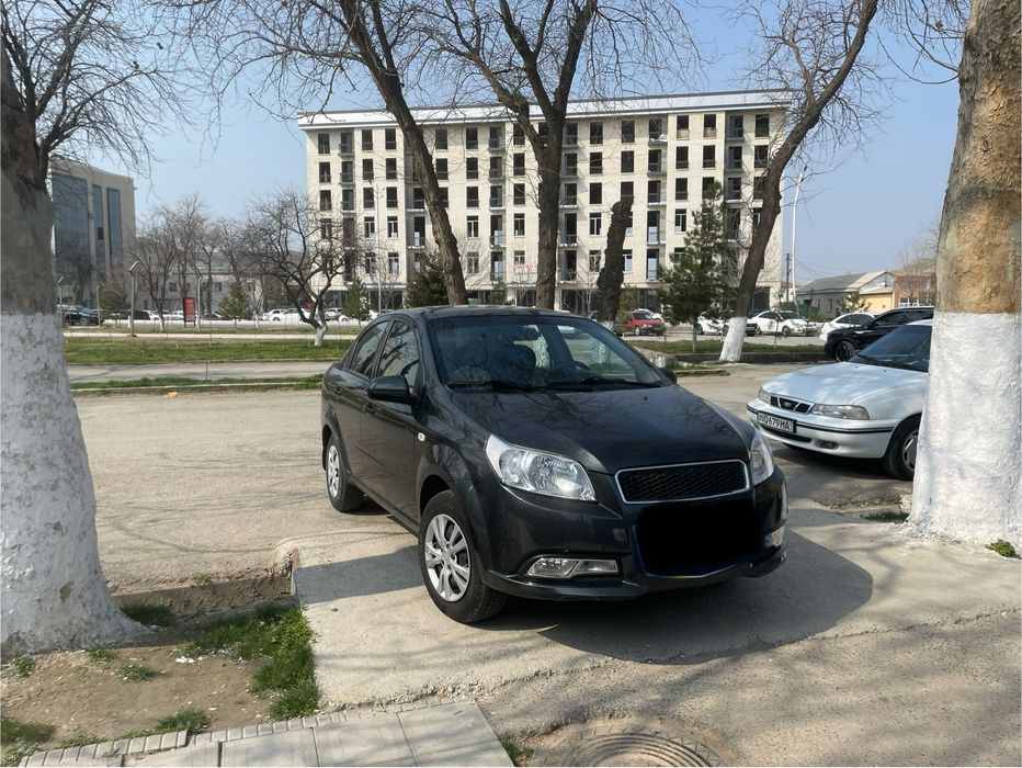 Nexia 3 сотилади