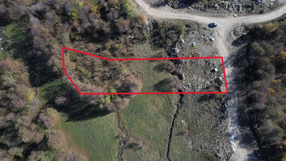 Парцел на отлична локация за продажба в района на Пирин Голф