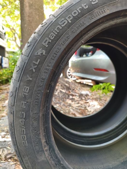 Гуми Uniroyal 235/45/18 2 броя