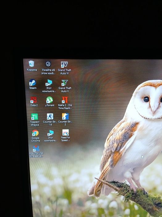 Продаётся компьютер i3 8100 с монитором SAMSUNG очень хорошем состояни