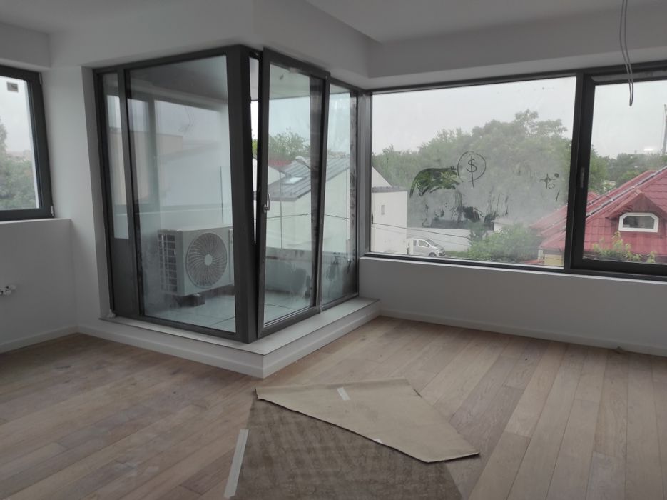 Vand apt 3 camere zona Timpuri Noi