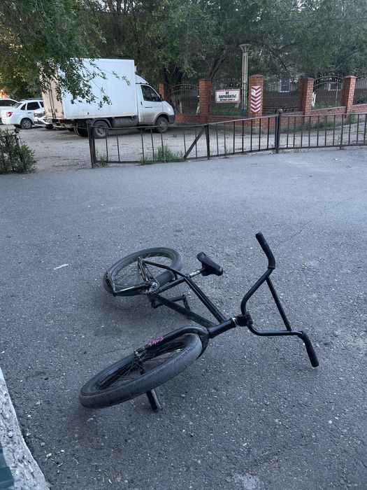 Продам трюковой велосипед BMX
