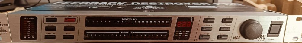 Behringer FBQ 2496 Feedback Destroyer Pro