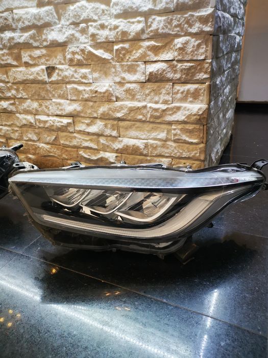 Far stânga dreapta full led Toyota yaris 4 2021/2022/2023/2024