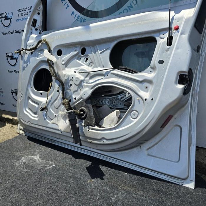 Portiera usa argintie Z157 dreapta fata Opel Signum