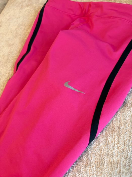Спортен клин на Nike