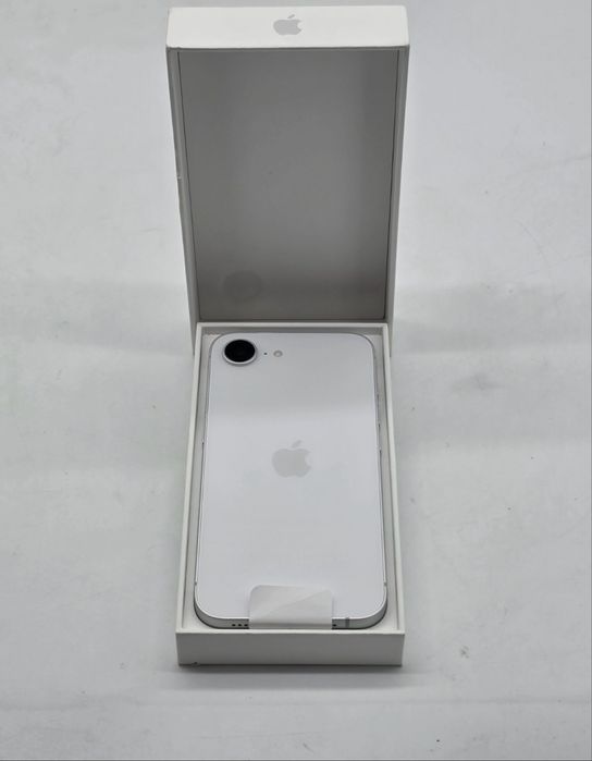 Vand urgent Iphone 17e  256 white/alb