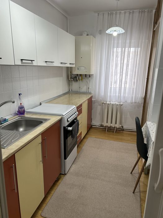 Schimb apartanent cu 3 camere decomandat cu apartament cu 2 camere