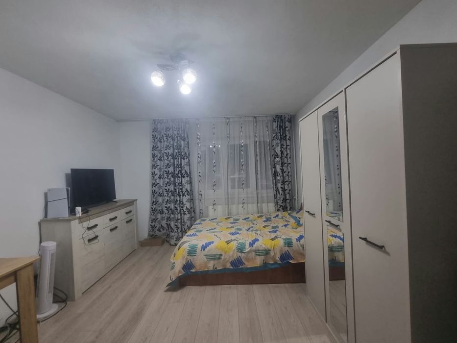 Închiriez garsoniera confort 1  zona 24 trepte 33 mp
