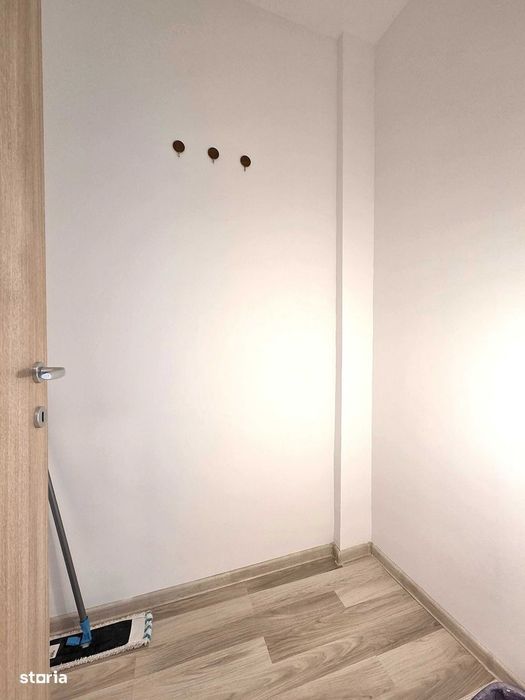 Apartament 3 camere de vânzare Gorjului