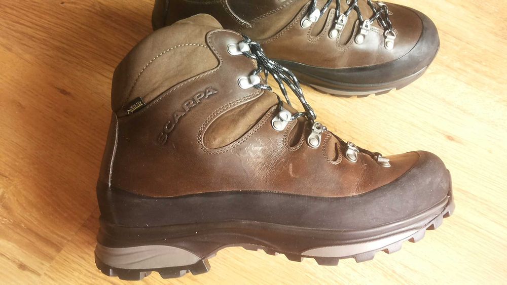 SCARPA MYTHOS PRO GORE-TEX Boots размер EUR 41 / UK 7 водонепромокаеми
