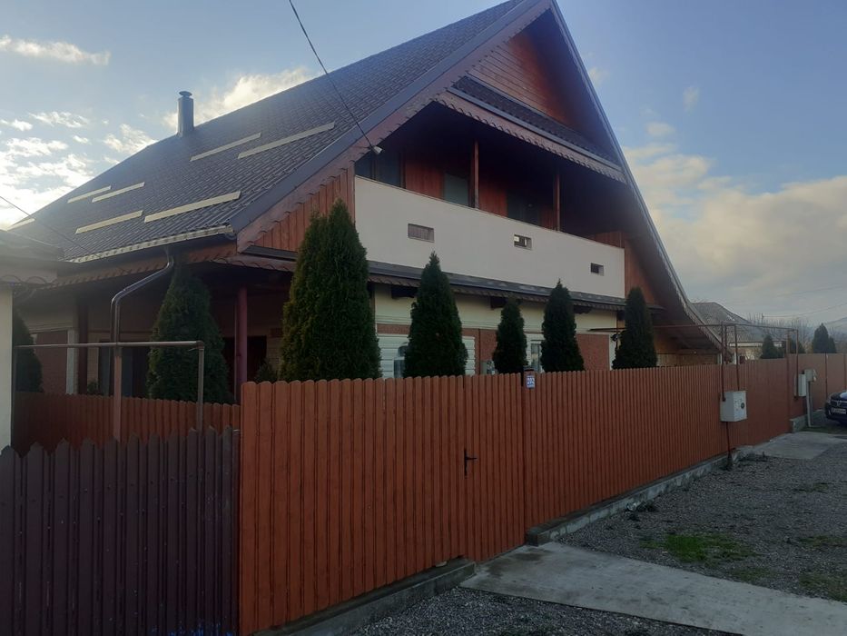 Casa  Savinesti, jud. Neamt