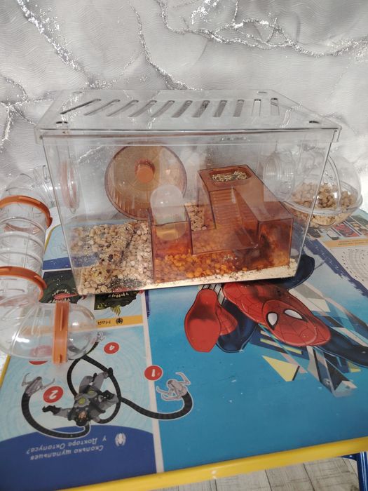 Продам клетку для грызуном