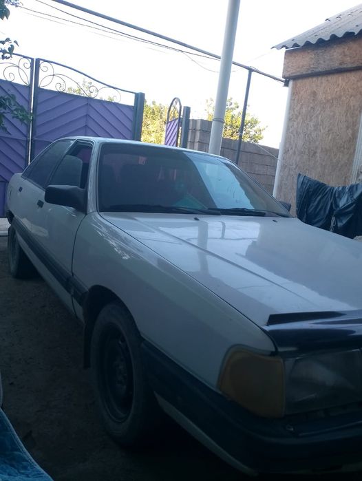 Продам Ауди 100 переходка