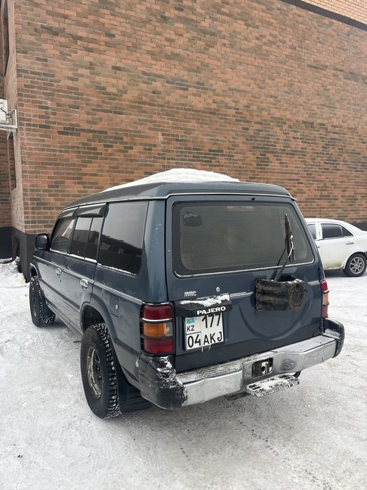 Митсубиси Паджеро 2