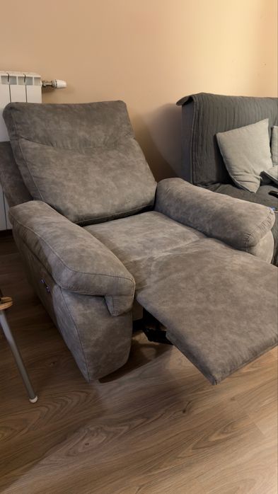 Фотьойл реклайнер Белучи с електрически механизъм от Мебели Виденов