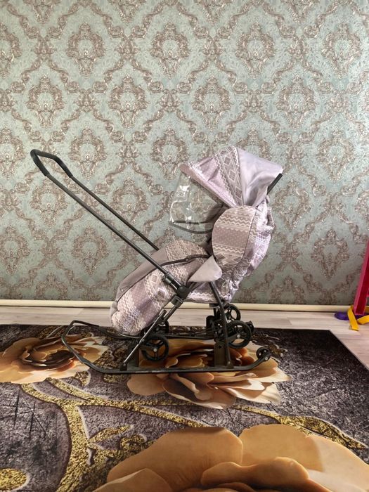 Продам санку в хорошем состояние