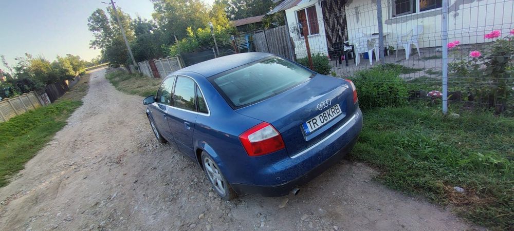 Vând audi A4 B6 2.0