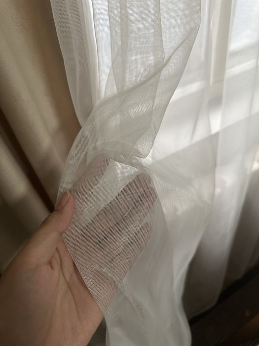 Шторы вместе с тюлью