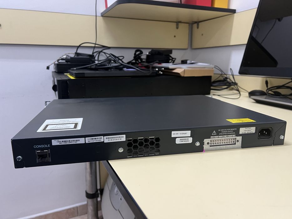 CISCO Catalyst 2960 PoE-24