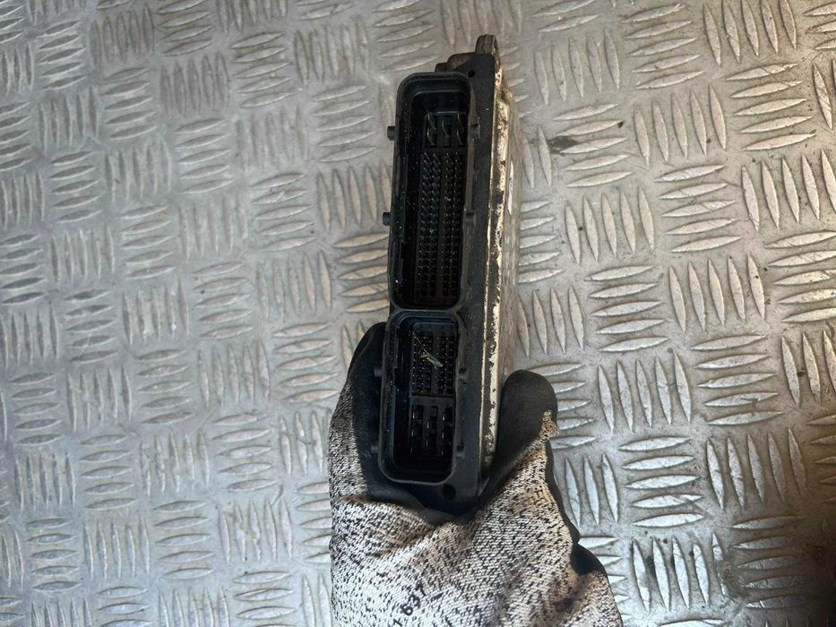 Компютър за двигател от Peugeot 107 1.0i